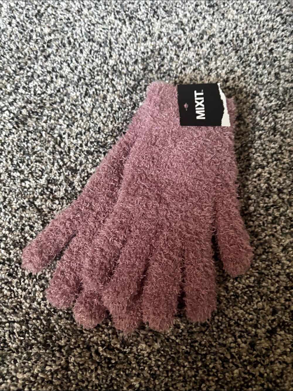 Mixit Plush Fuzzy Gloves in Mauve Western Rose NEW